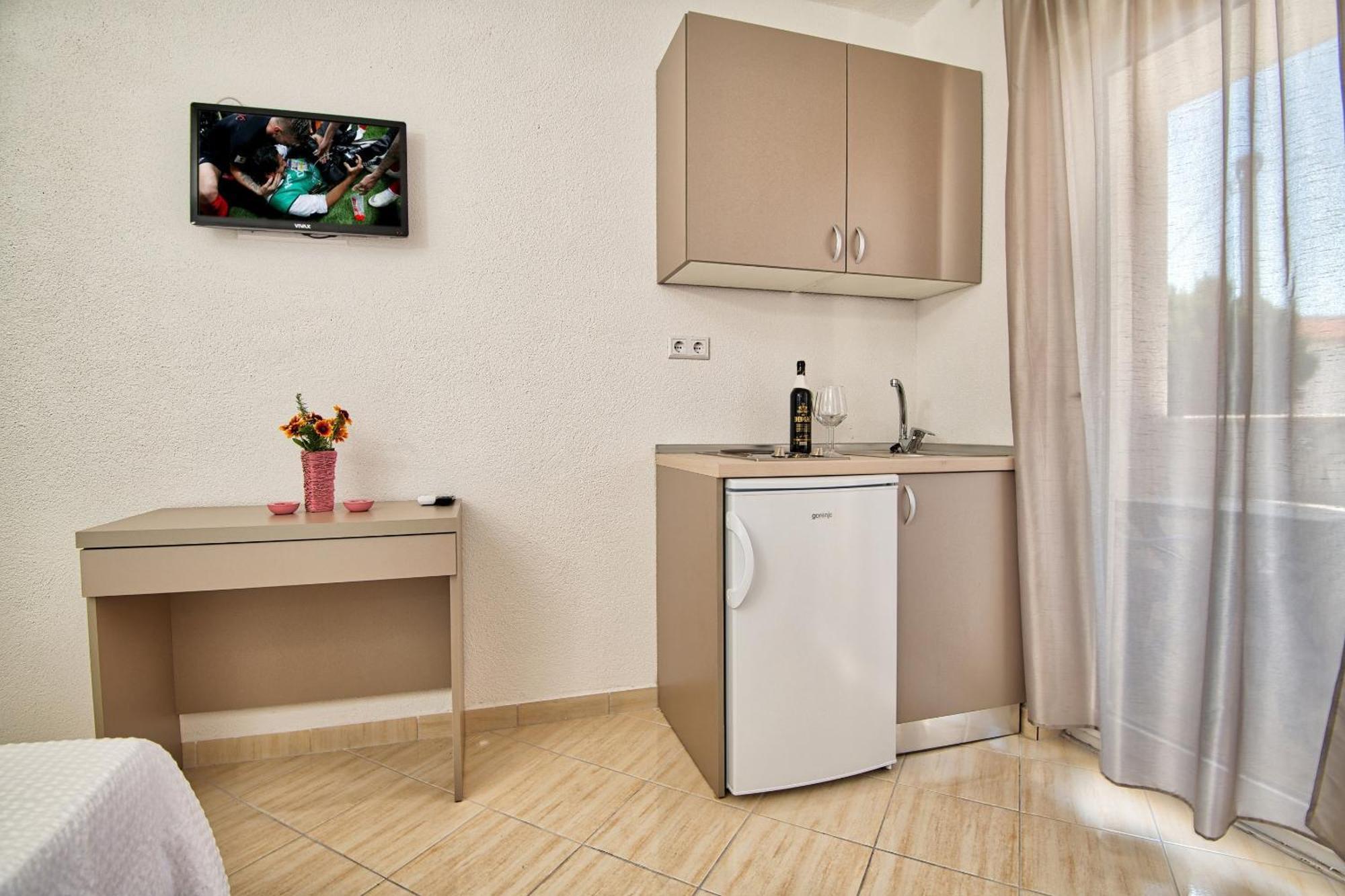 Studio & Apartments More Neum Zewnętrze zdjęcie