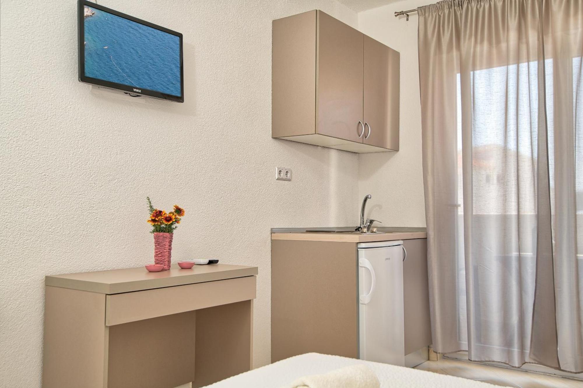 Studio & Apartments More Neum Zewnętrze zdjęcie